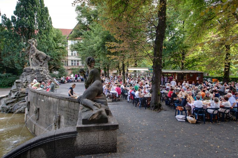 Rüdesheimer platz 2021 weinbrunnen Gratis in
