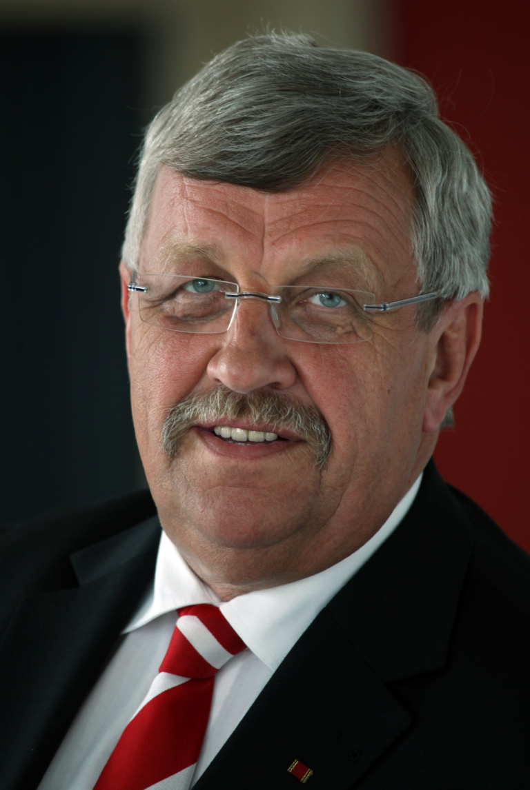 Beginn Der Hauptverhandlung Im Strafverfahren Wegen T tung Des Kasseler 